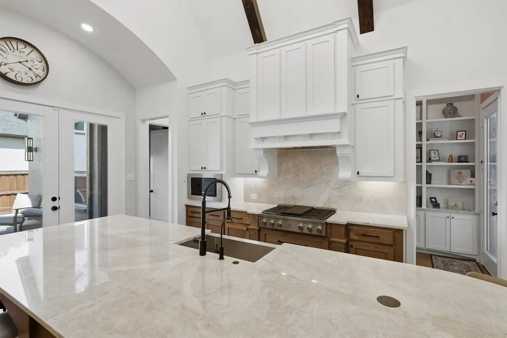 1813 Paxton Pass Mckinney TX 75071