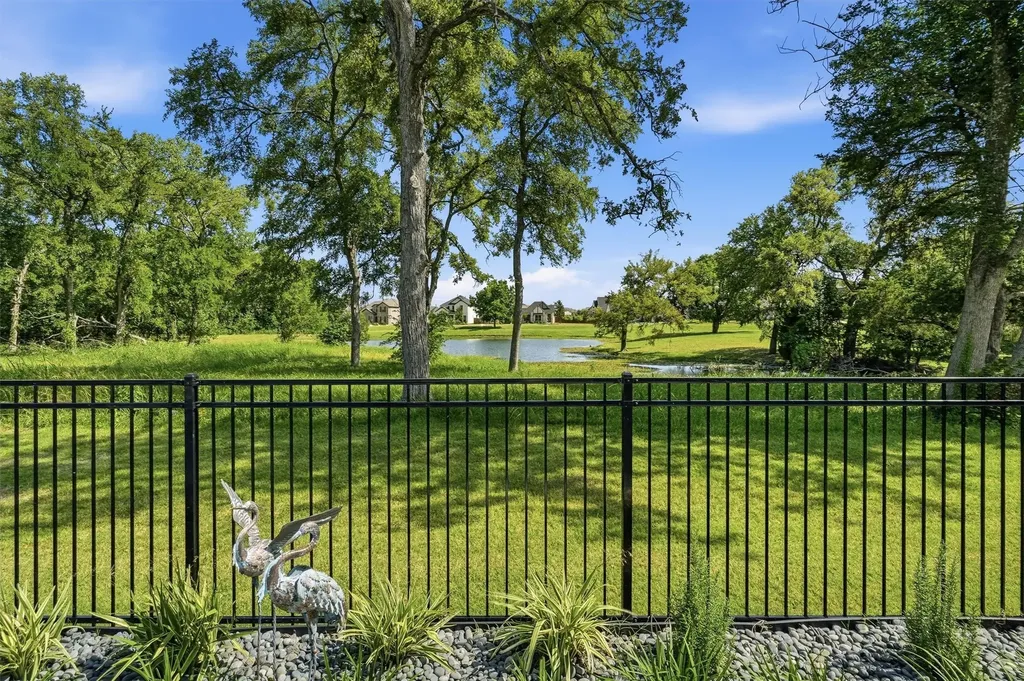 1813 Paxton Pass Mckinney TX 75071