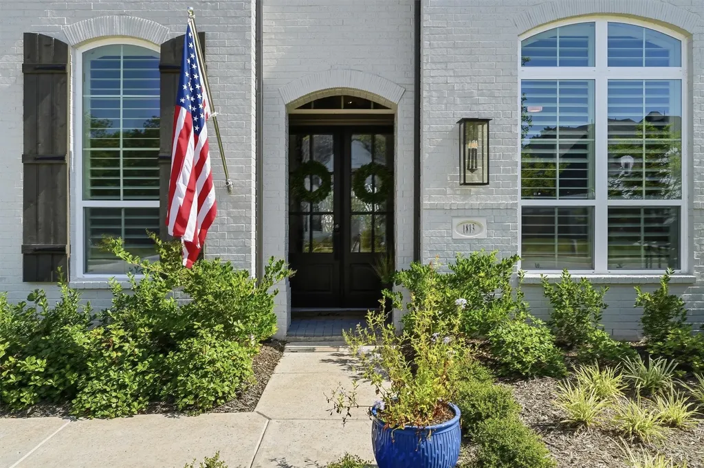 1813 Paxton Pass Mckinney TX 75071
