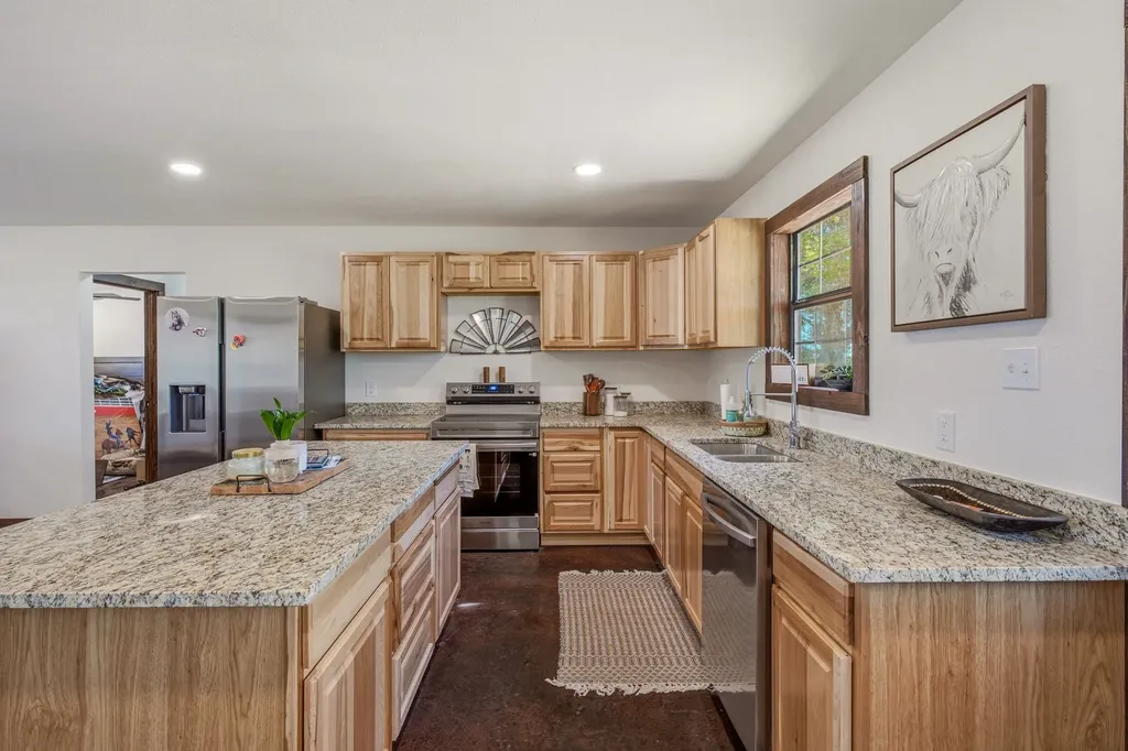 7414 Boswell Court Lipan TX 76462