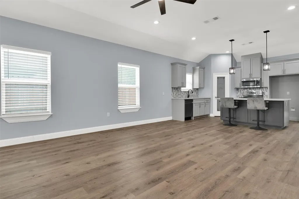 1312 Elm Street Bonham TX 75418