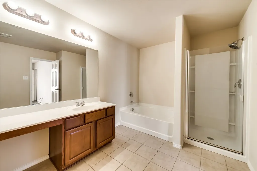 7000 Derbyshire Drive Fort Worth TX 76137