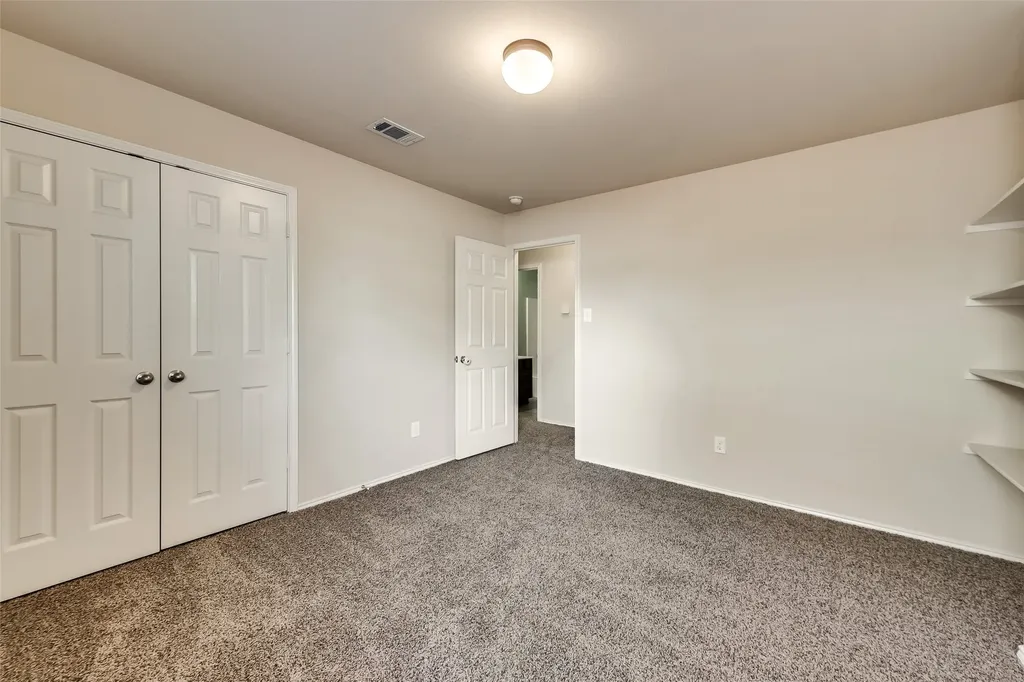 7000 Derbyshire Drive Fort Worth TX 76137
