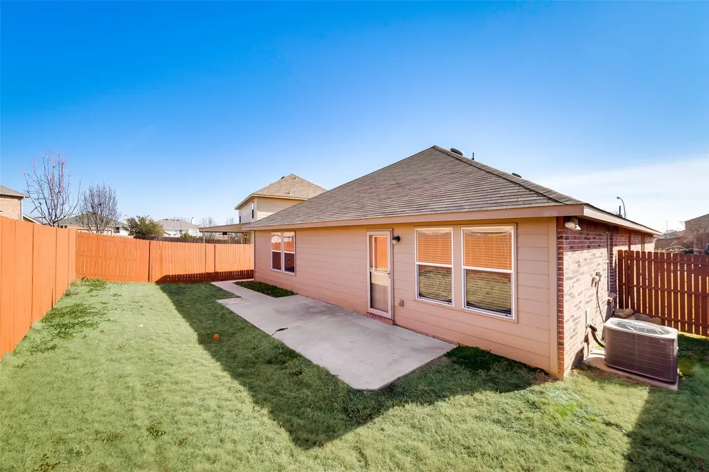 7000 Derbyshire Drive Fort Worth TX 76137
