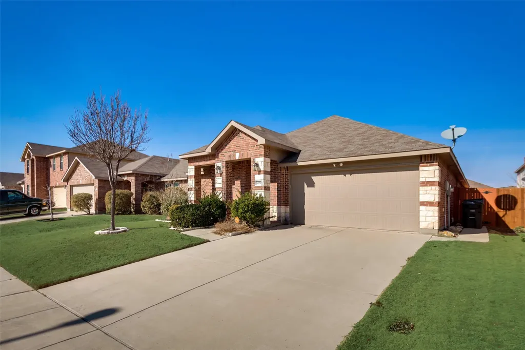 7000 Derbyshire Drive Fort Worth TX 76137
