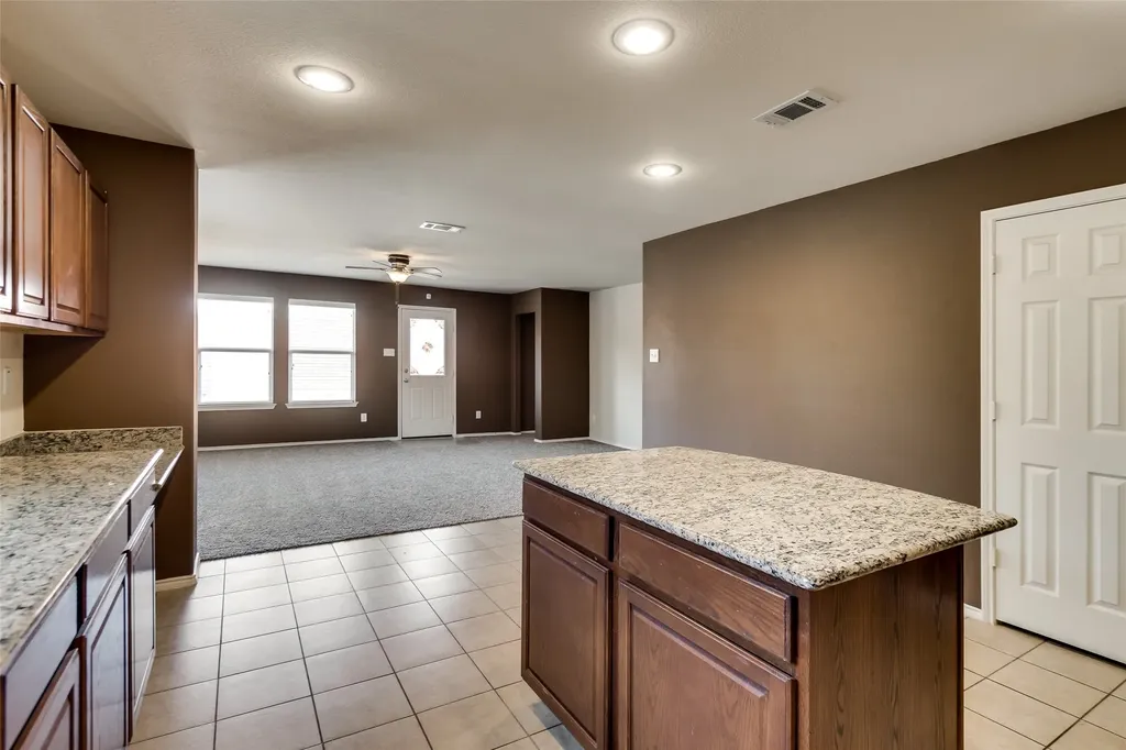 7000 Derbyshire Drive Fort Worth TX 76137