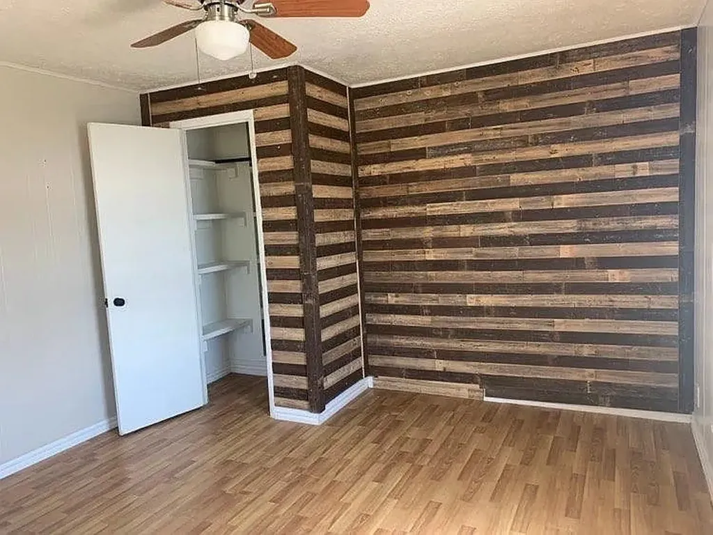 9405 E Fm 174 Bellevue TX 76228