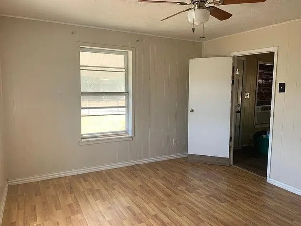 9405 E Fm 174 Bellevue TX 76228