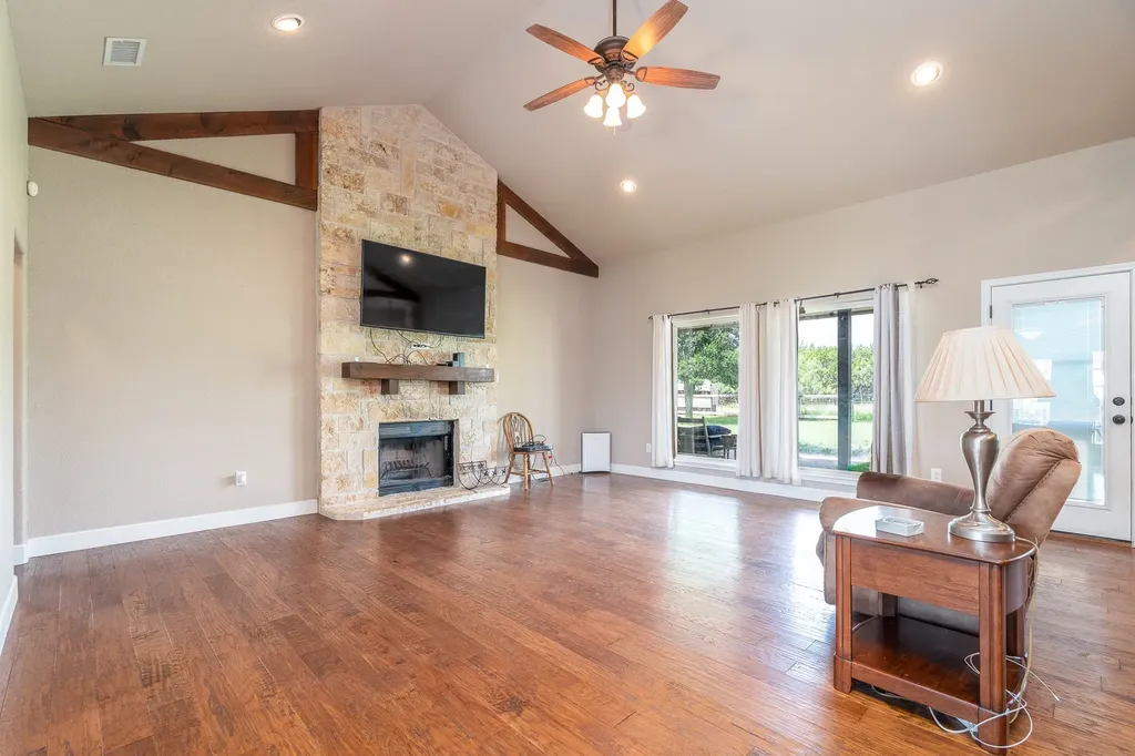 134 Stardust Trail Tuscola TX 79562