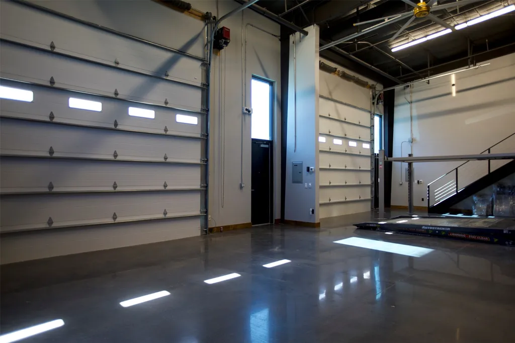 1725 N Hwy 377 #202 Roanoke TX 76262