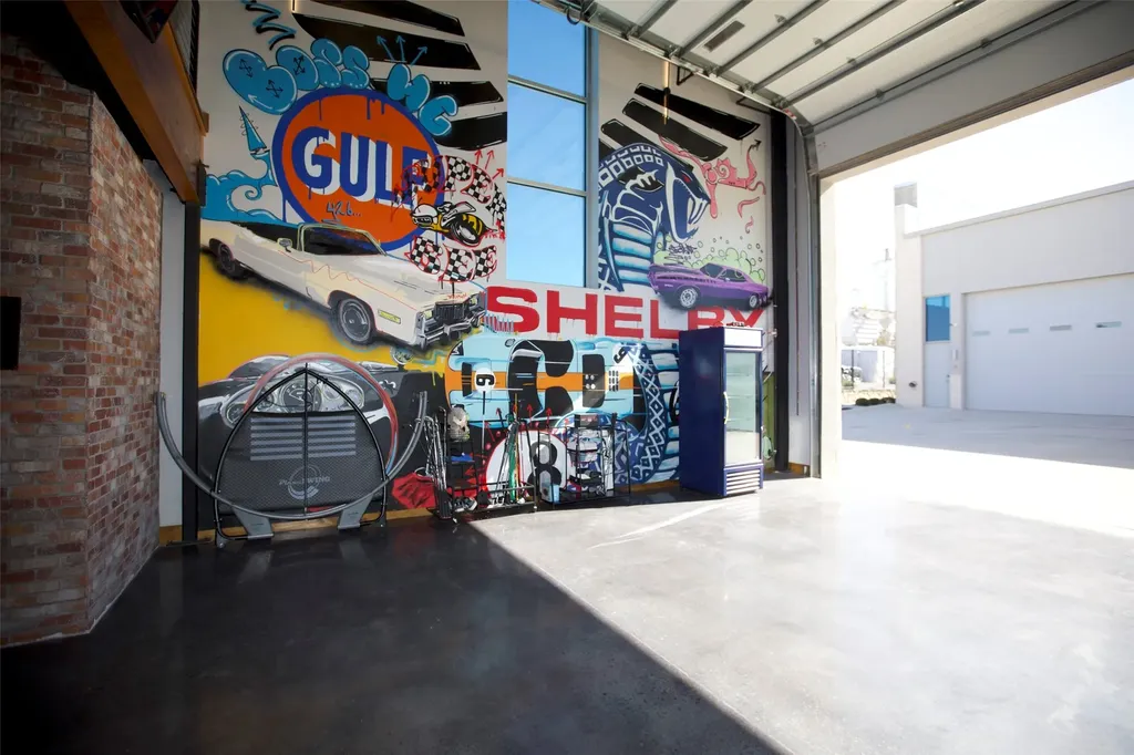 1725 N Hwy 377 #202 Roanoke TX 76262