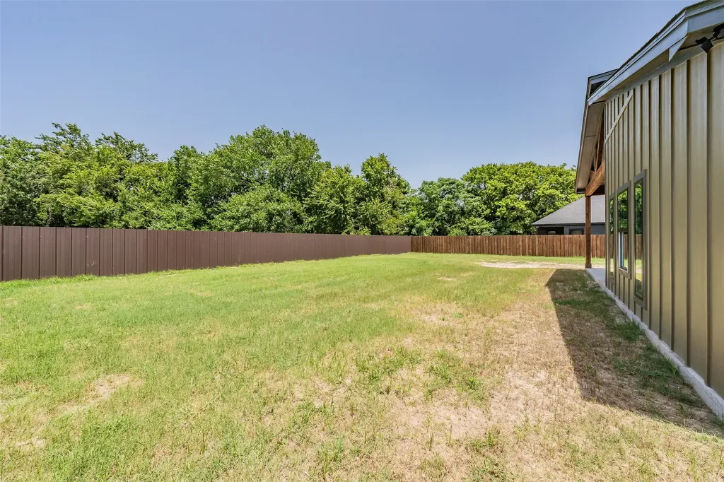 207 Stevens Street Bridgeport TX 76426