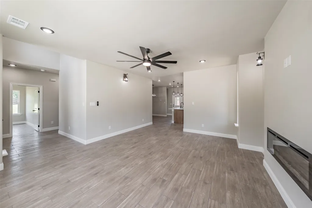 207 Stevens Street Bridgeport TX 76426