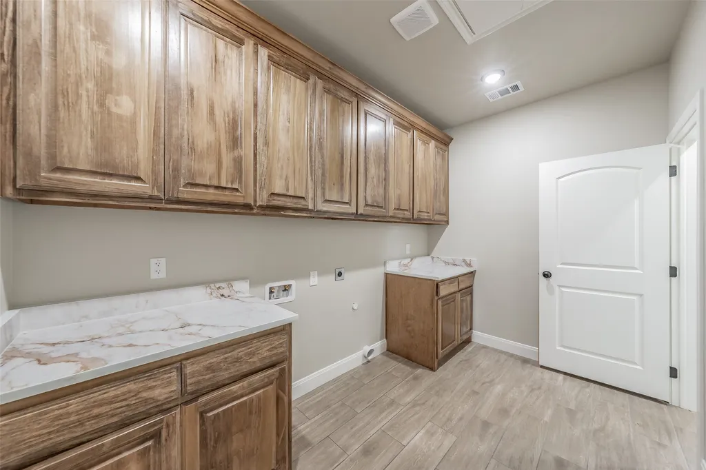 207 Stevens Street Bridgeport TX 76426