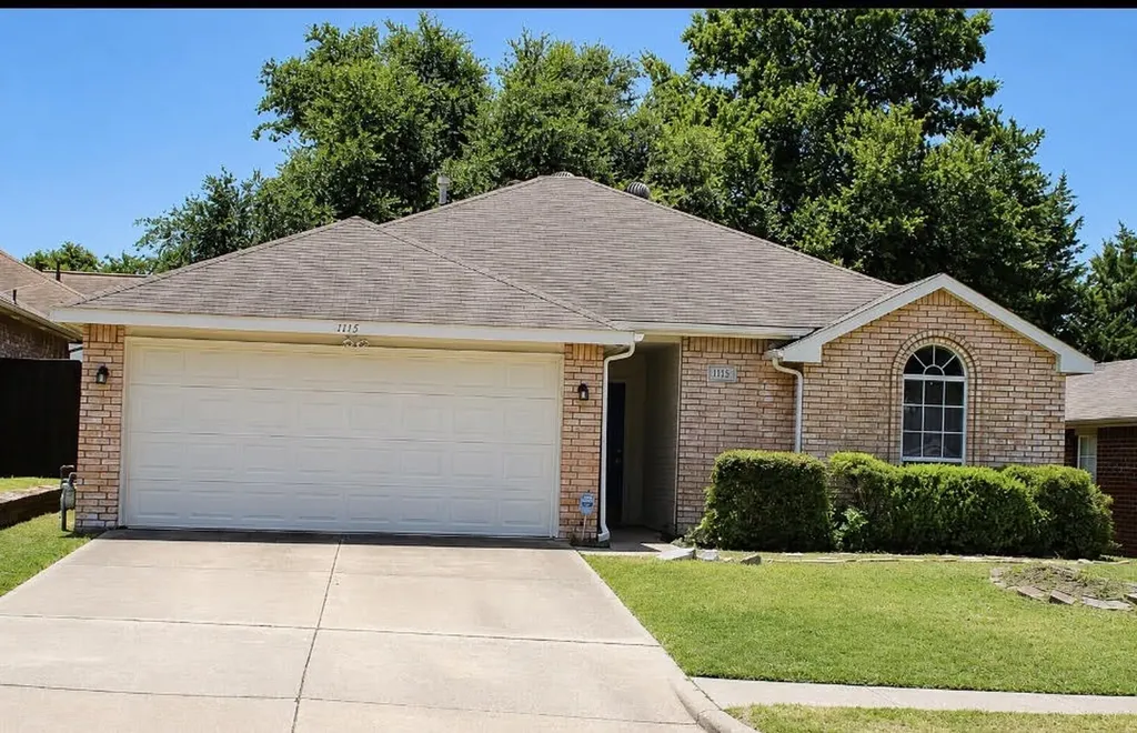 1115 Parker Court Cedar Hill TX 75104