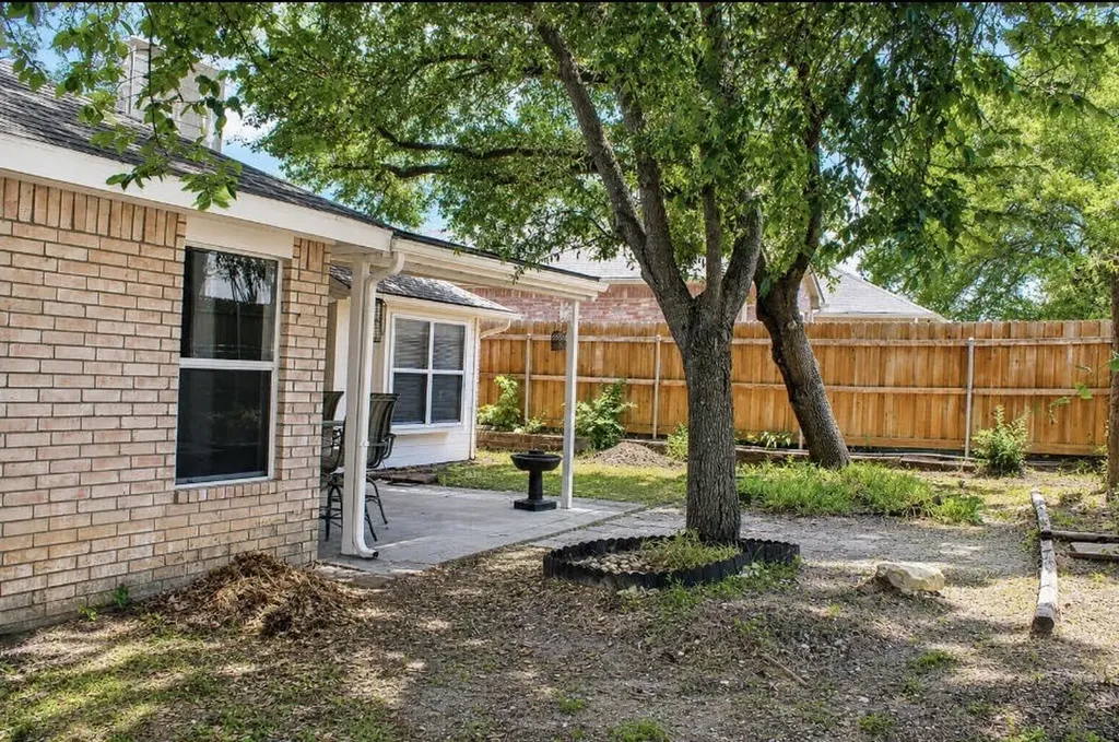 1115 Parker Court Cedar Hill TX 75104