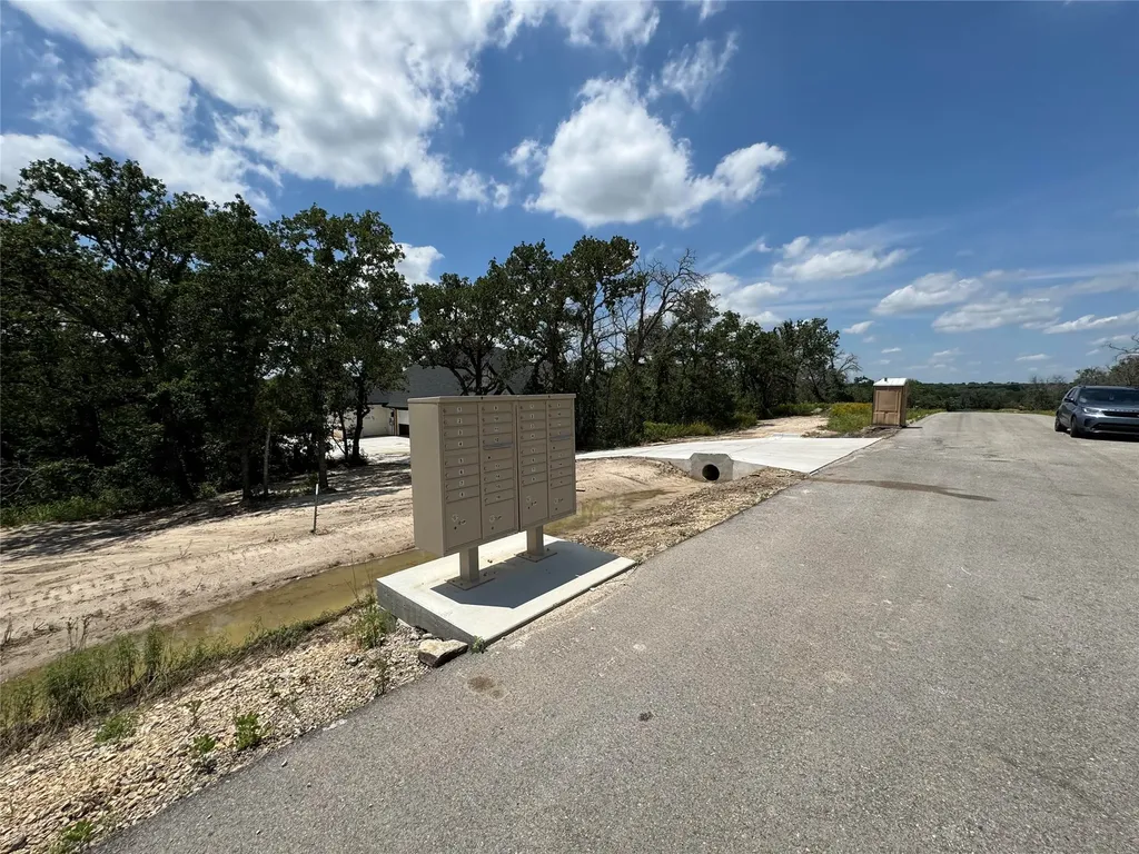 1059 Glenoaks Drive Weatherford TX 76088