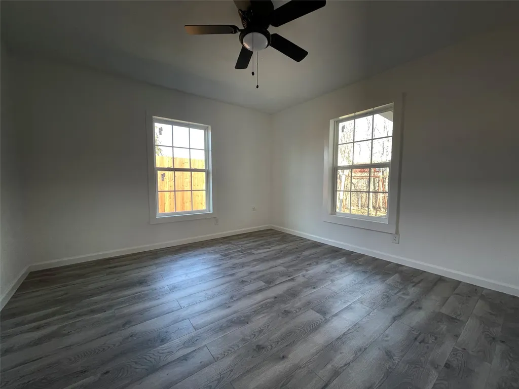 1305 Hobson Avenue Mckinney TX 75069