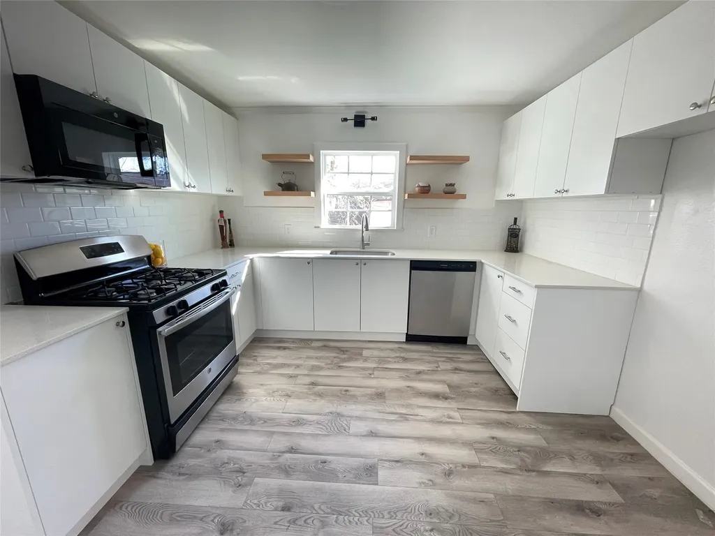 1305 Hobson Avenue Mckinney TX 75069
