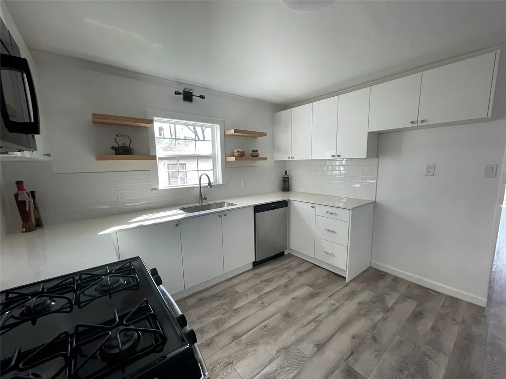 1305 Hobson Avenue Mckinney TX 75069