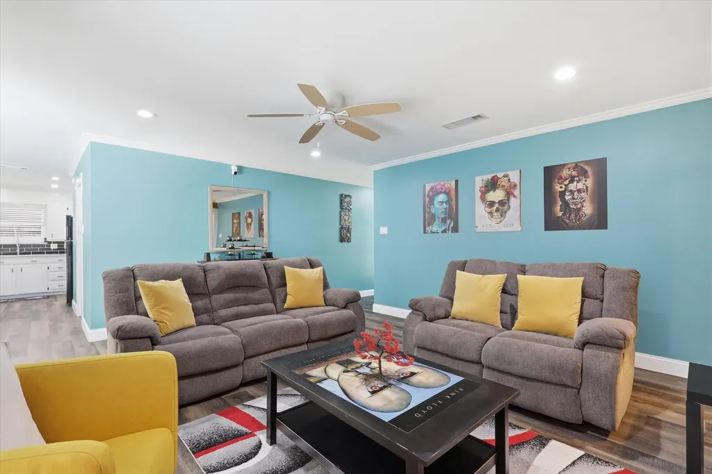 2237 Shady Brook Drive Bedford TX 76021