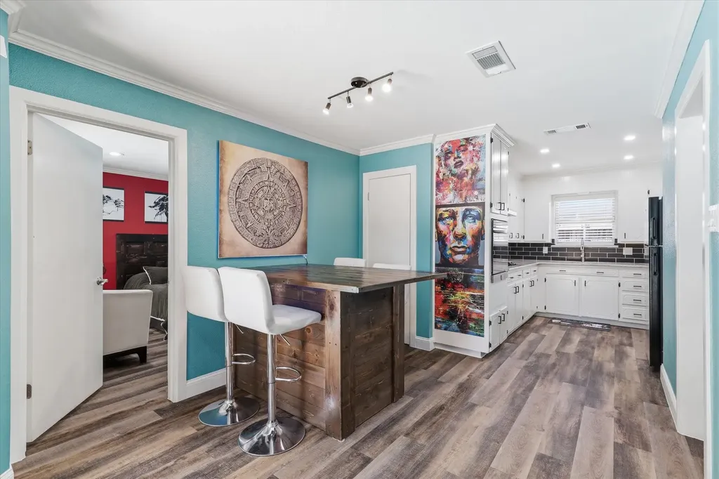 2237 Shady Brook Drive Bedford TX 76021
