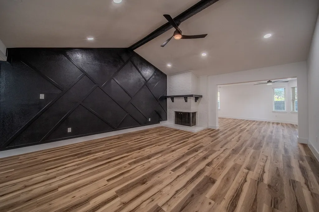 2912 White Oak Lane Bedford TX 76021