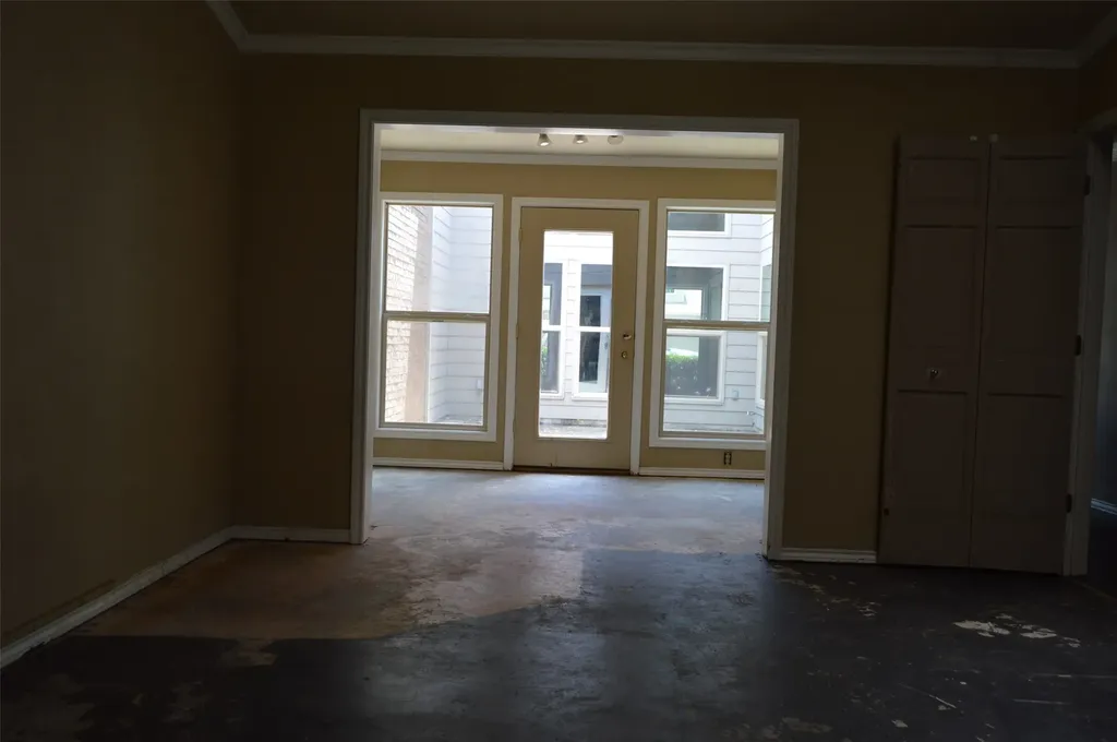 2606 Woodrow Greenville TX 75402