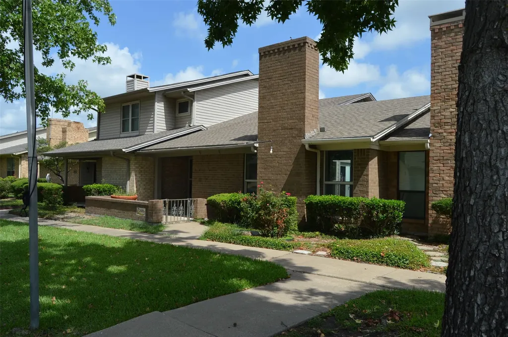 2606 Woodrow Greenville TX 75402