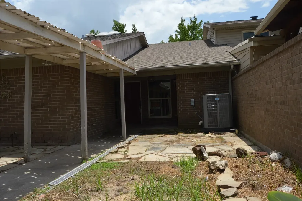 2606 Woodrow Greenville TX 75402