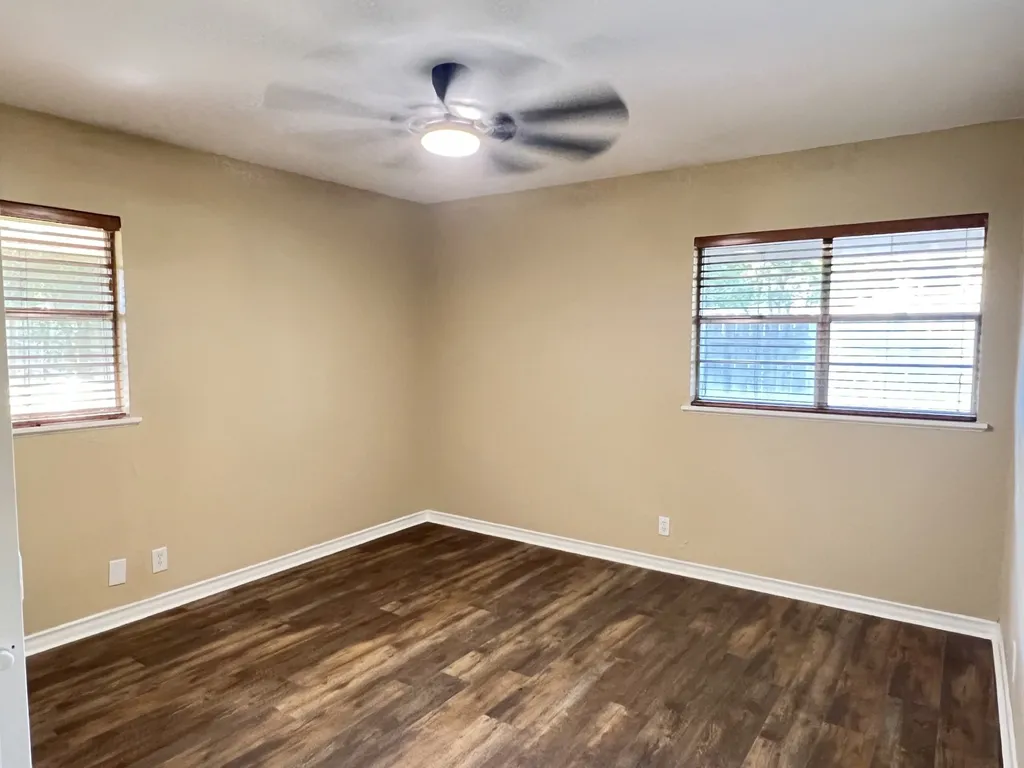 800 Western Hills Drive Sherman TX 75092