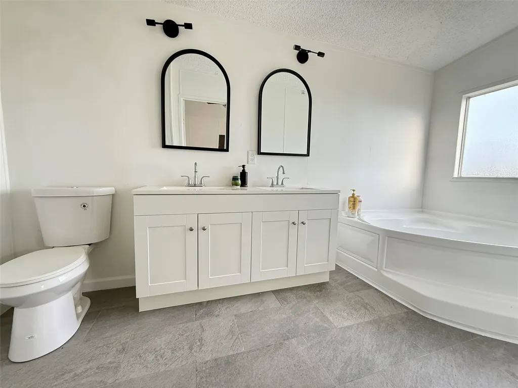 332 Water View Lane Weatherford TX 76085