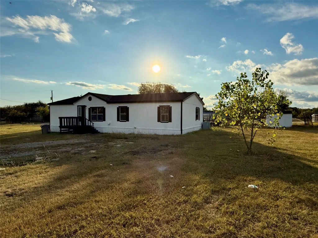 332 Water View Lane Weatherford TX 76085