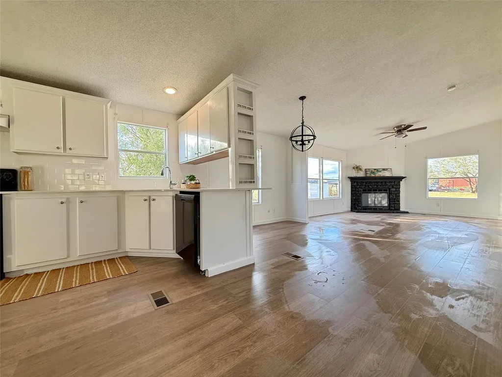 332 Water View Lane Weatherford TX 76085