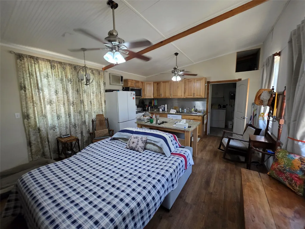 16695 County Road 421 Cross Plains TX 76443