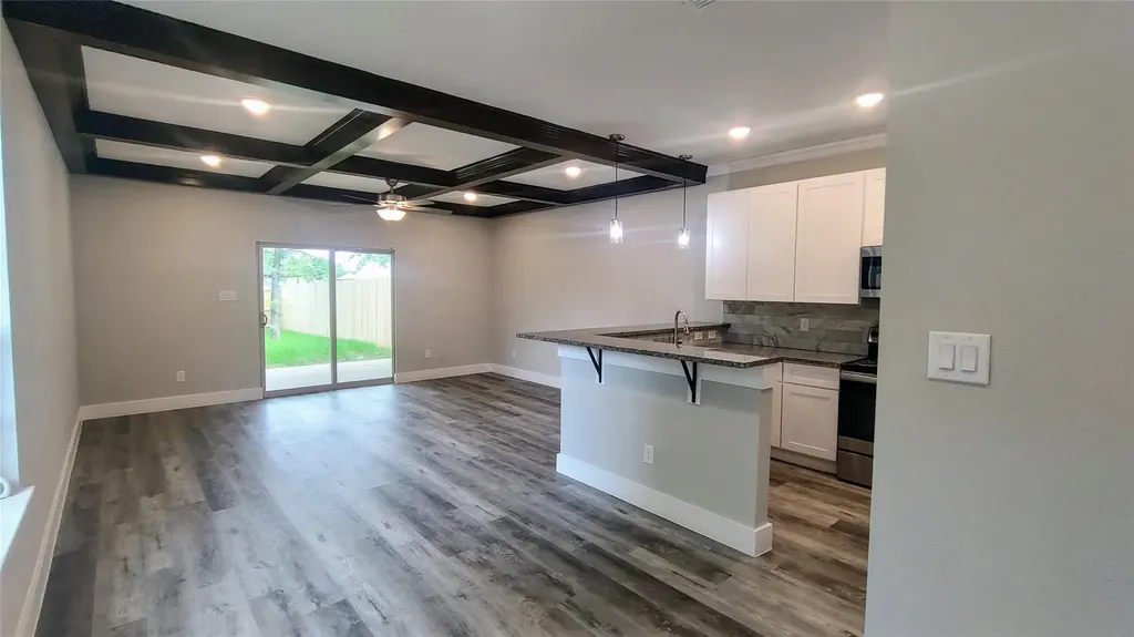 1705 Ash Crescent Street Fort Worth TX 76104