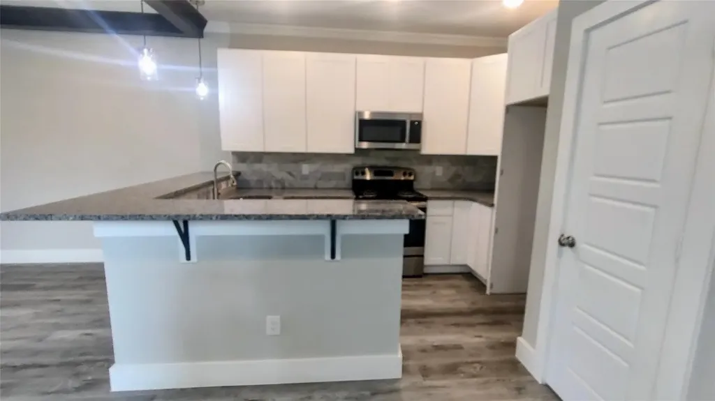 1705 Ash Crescent Street Fort Worth TX 76104