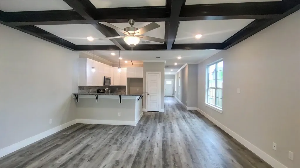 1705 Ash Crescent Street Fort Worth TX 76104