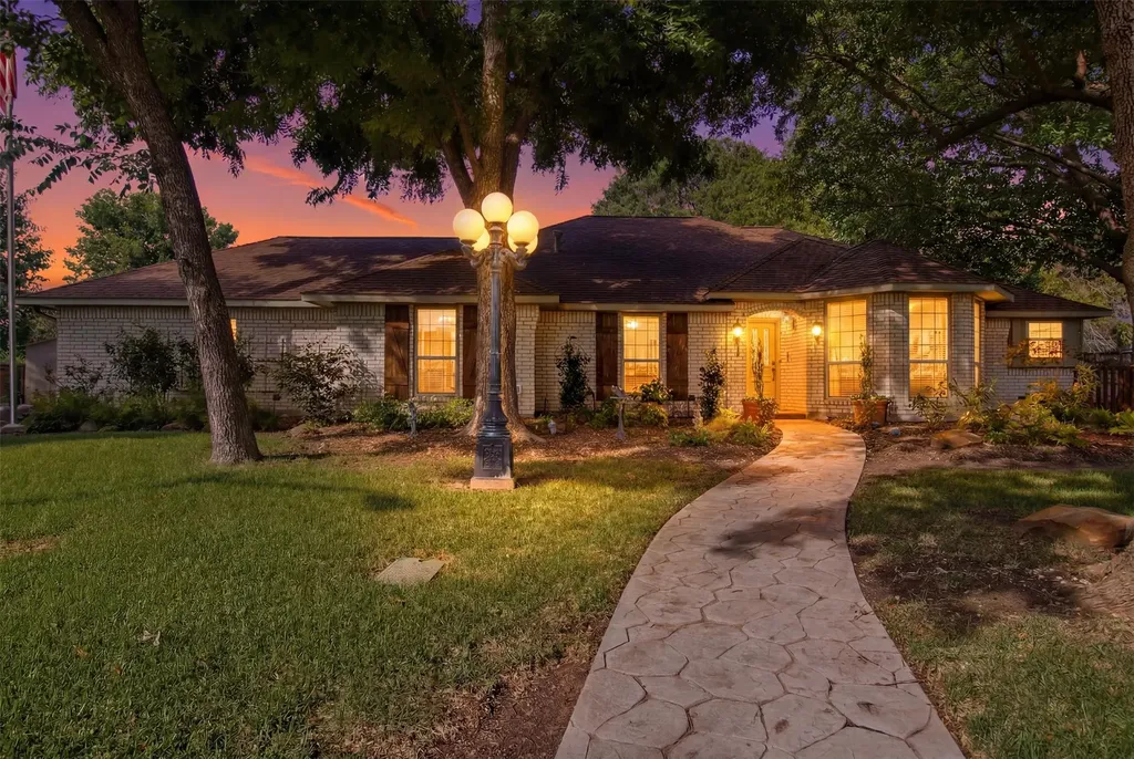 5308 Dixie Circle Sachse TX 75048