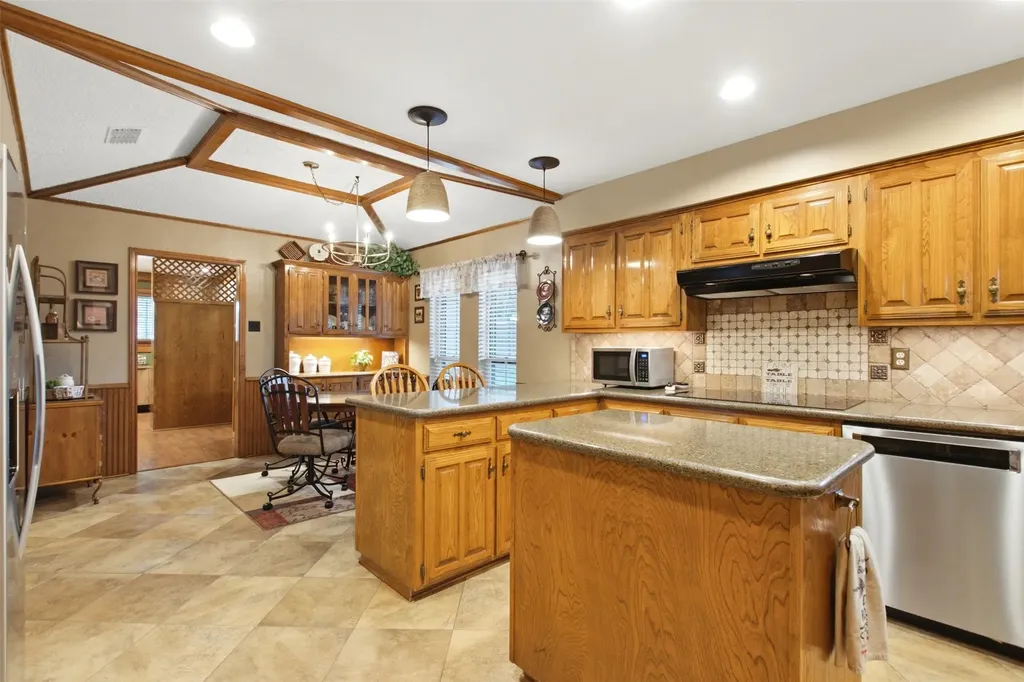 5308 Dixie Circle Sachse TX 75048