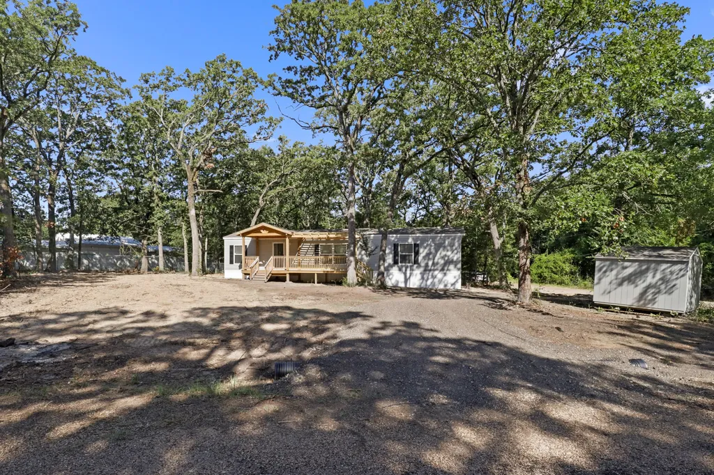 111 Kathy Circle Mabank TX 75156