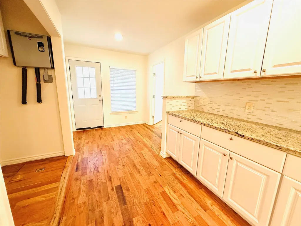 632 Peggs Street Desoto TX 75115