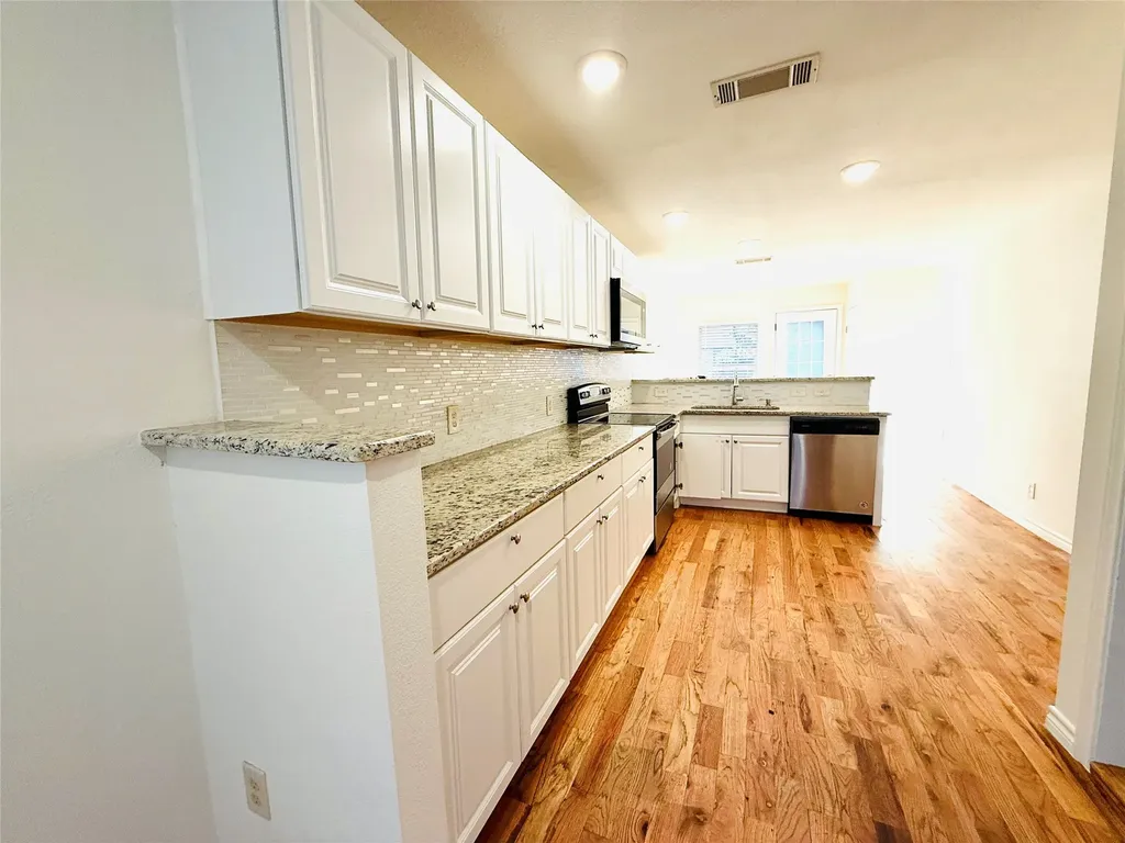 632 Peggs Street Desoto TX 75115