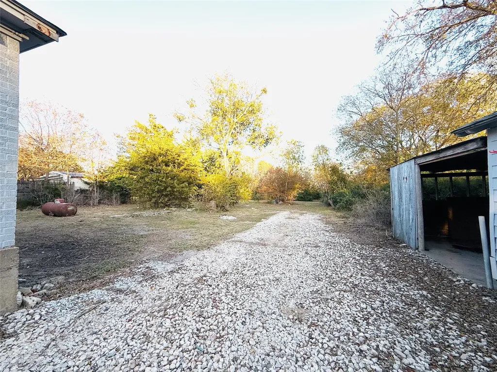 632 Peggs Street Desoto TX 75115