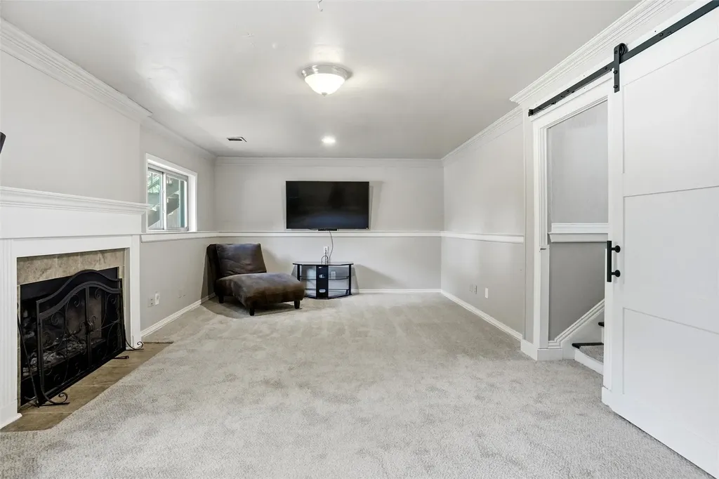 6813 Parkwood Drive North Richland Hills TX 76182