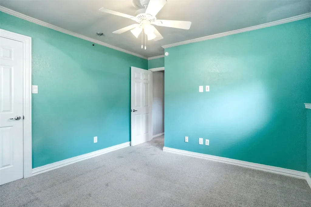 6813 Parkwood Drive North Richland Hills TX 76182