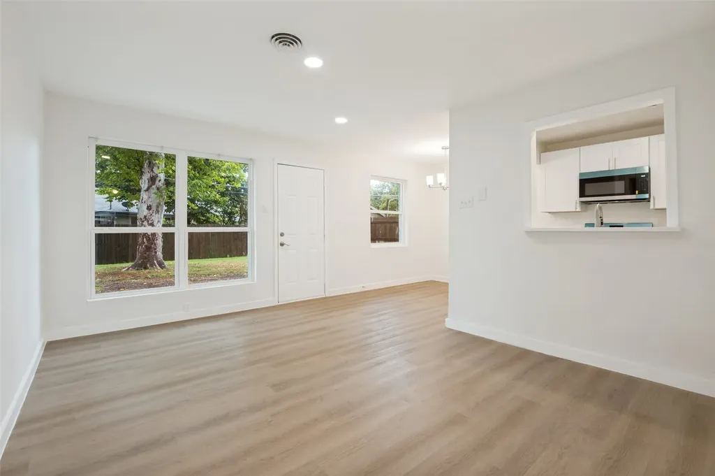 1219 Dearborn Drive Richardson TX 75080