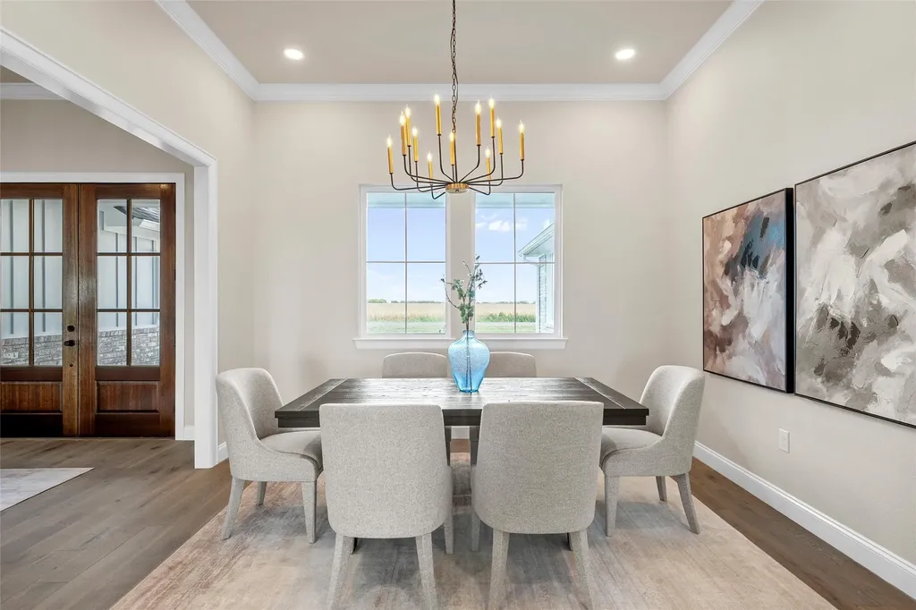 1025 Galaxy Woodway TX 76712