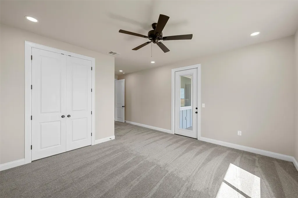 1025 Galaxy Woodway TX 76712