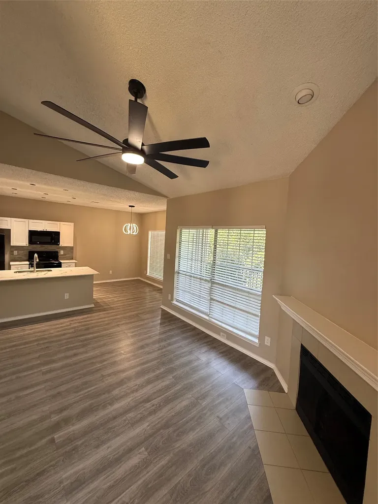 4103 Esters Road Irving TX 75038